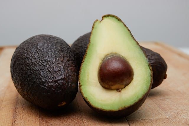 Fresh Avocado tropical fruit – IslandFruitGuide